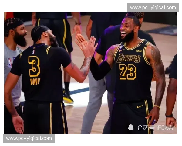 紫金铁蹄踏平迈阿密：重温NBA湖人vs热火回放G1，解析那场改变联盟格局的巅峰决战